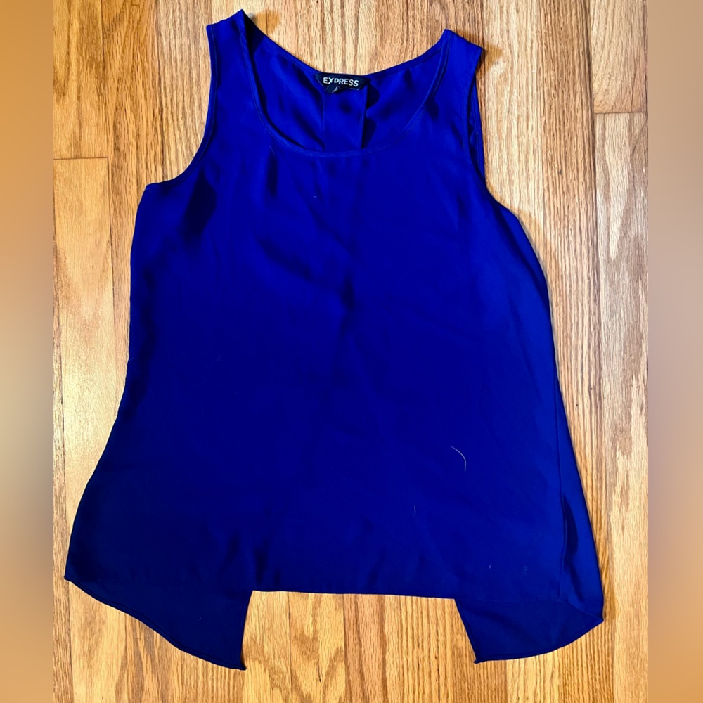 Express Women’s Sleeveless Open Back Top.